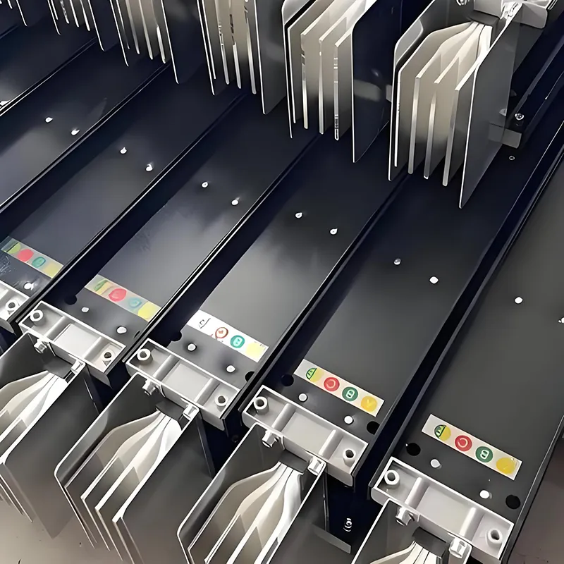 1000A Sandwich Busway