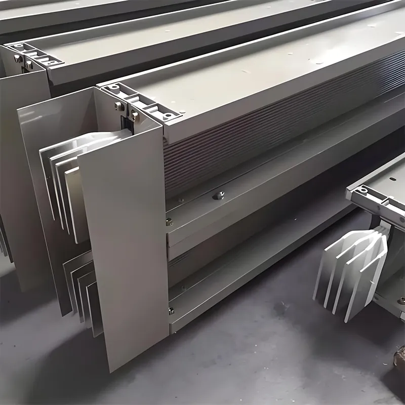 Lågspänning Sandwich Busway