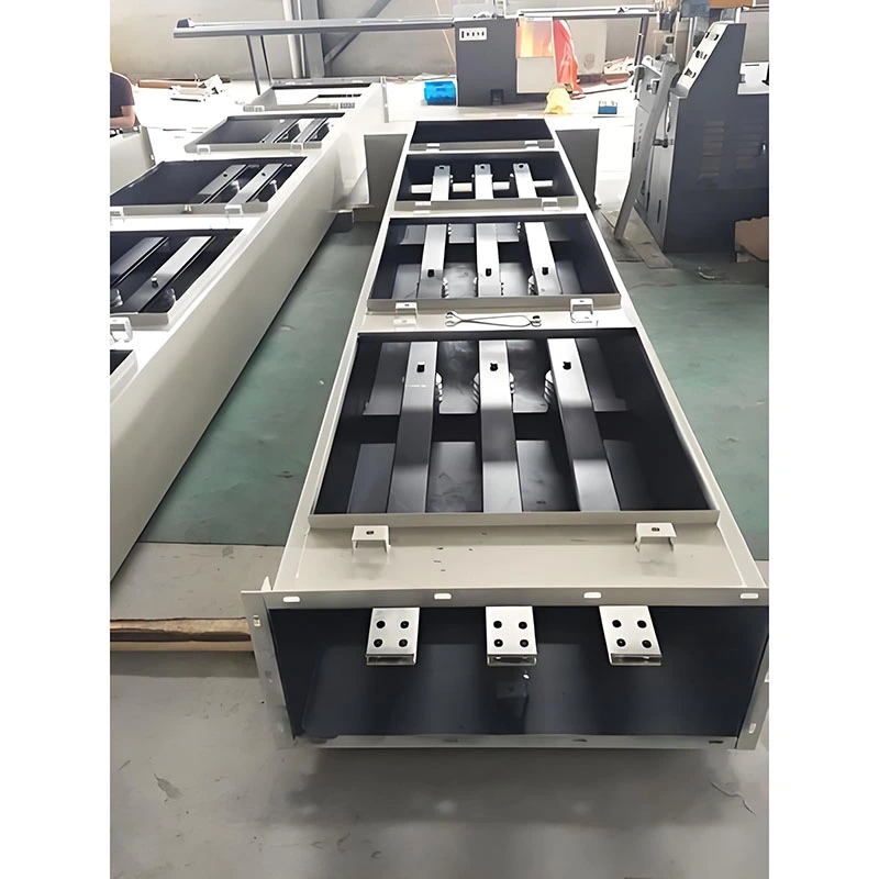 Stålsluten högspänningsbusskanal